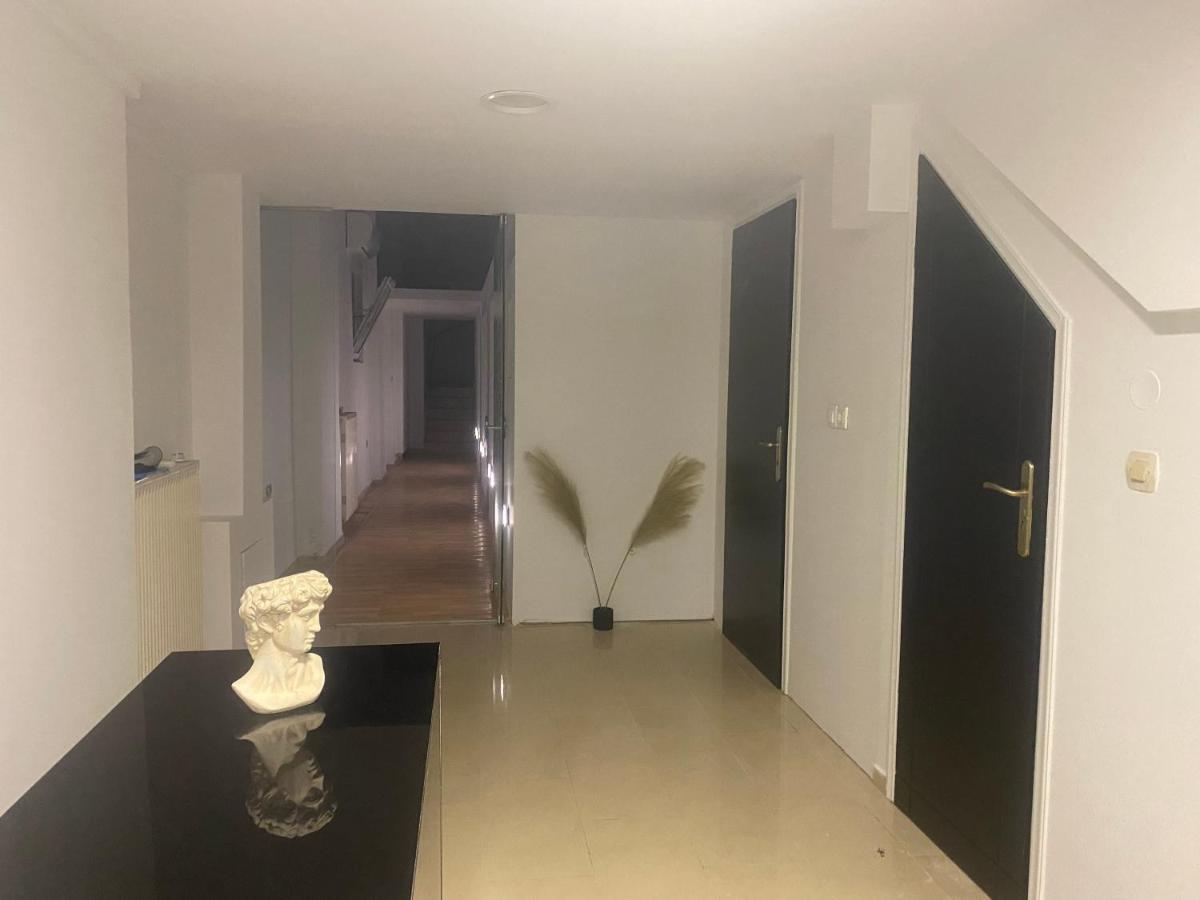 فندق Le.Chris Central Dorms ريثيمنو المظهر الخارجي الصورة
